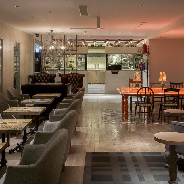 TABLES CAFE