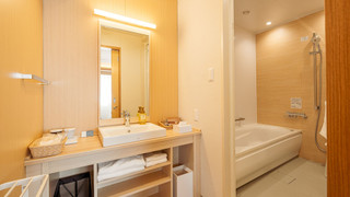 [禁煙] デラックススーペリアツイン (35平米)