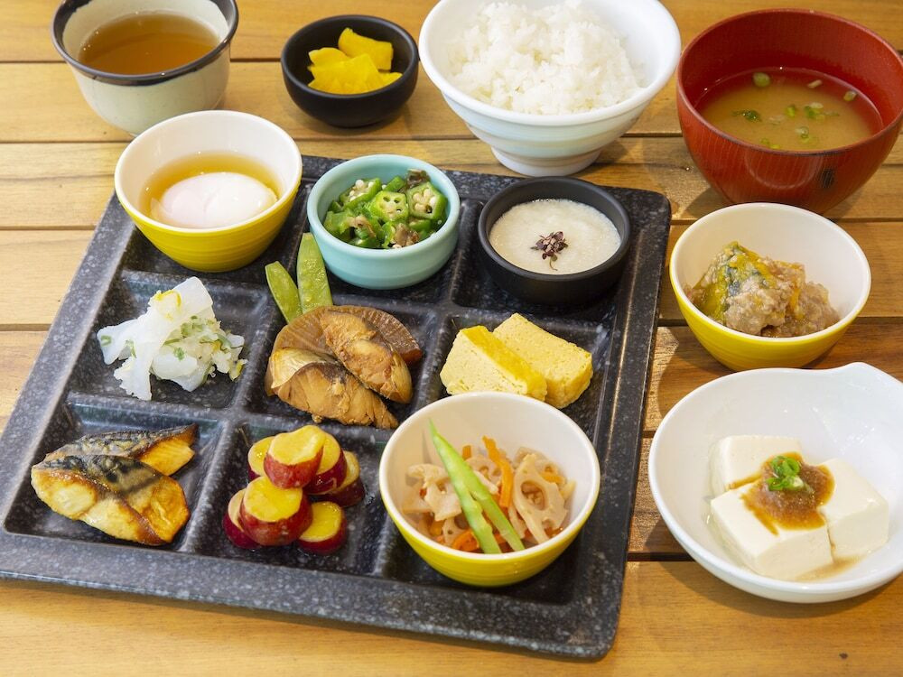 駅から徒歩圏内でアクセス◎！温泉もバイキングも欲張りに楽しんじゃお♪3562039