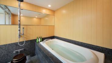 和室 欅のバスルーム / 9