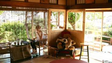 ロビーラウンジ / 8