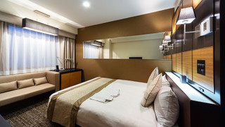 [禁煙] リラックスダブルルーム/18平米/160cm ベッド1台