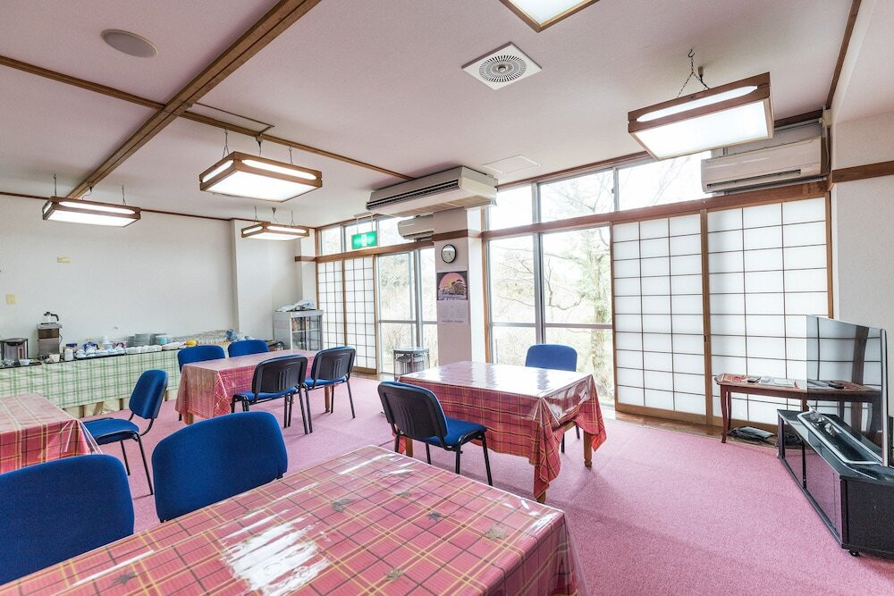 旅館のお食事処