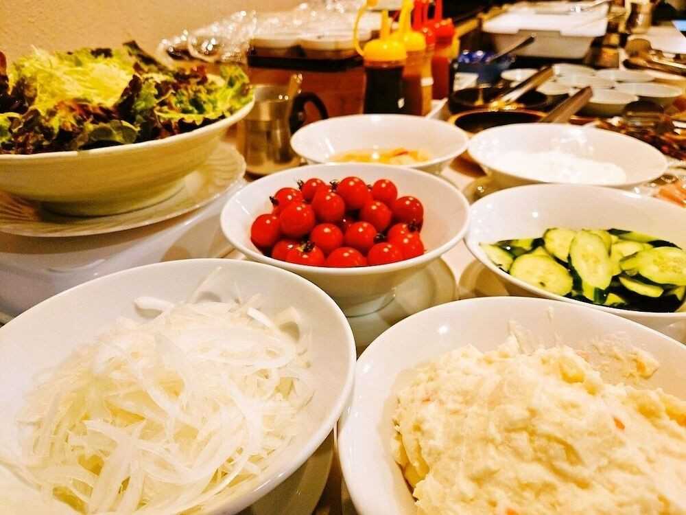 朝食
