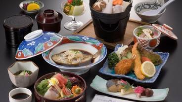 食事・飲み物 / 4