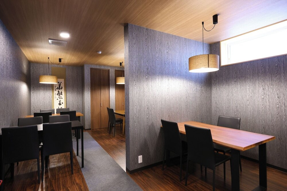 旅館のお食事処