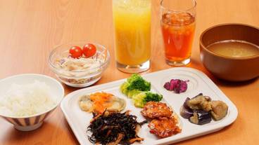 朝食ビュッフェ / 3