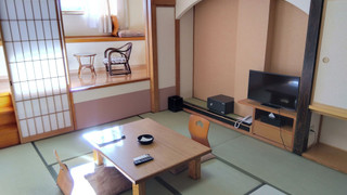 ロフト付き和室 [富士山側]