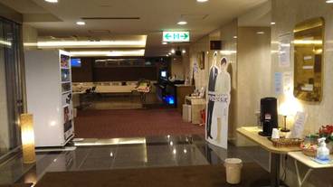 内部エントランス / 3