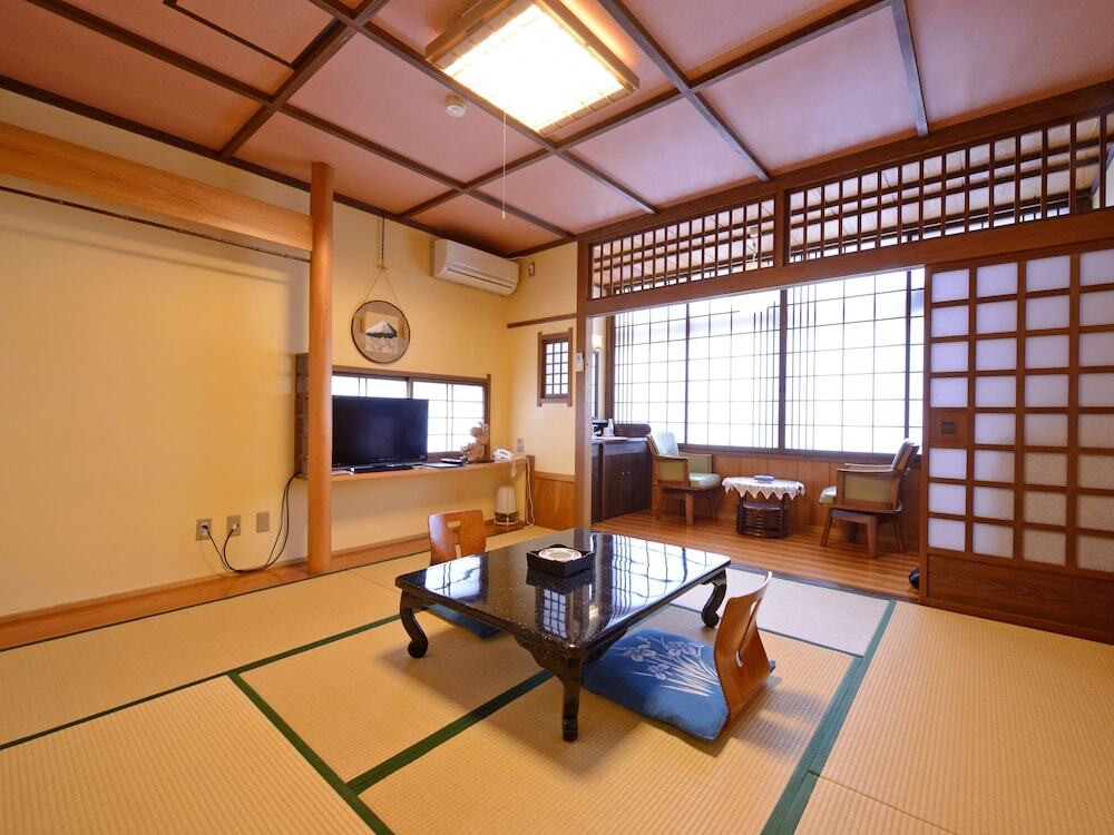 雲仙のふもとで美しい夕日を眺めて贅沢ステイ♪絶景の温泉宿4021065