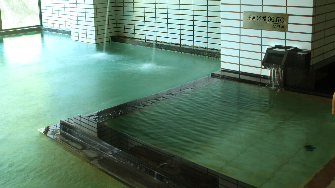 本館の大浴場 源泉風呂