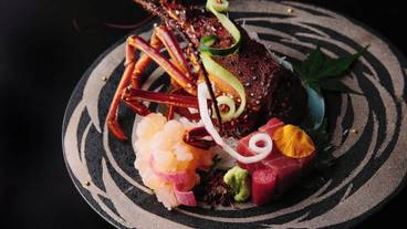 食事・飲み物 / 11