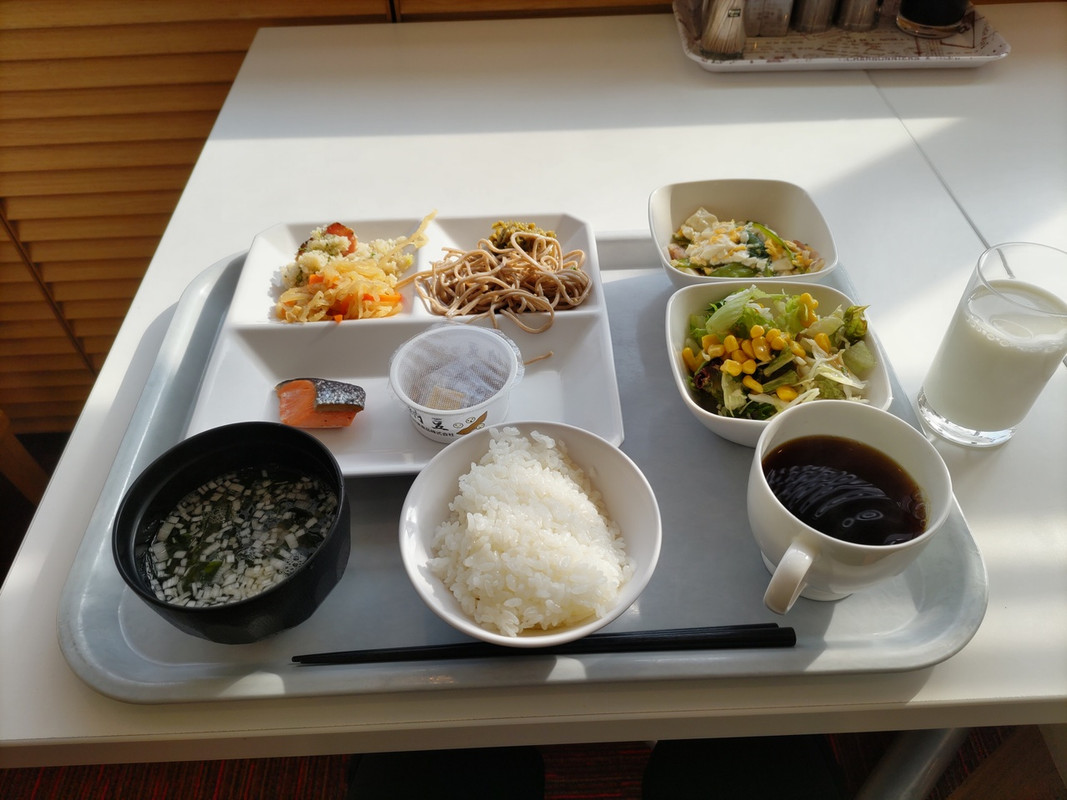 朝食は地域色出てよかった、珈琲は浅煎り