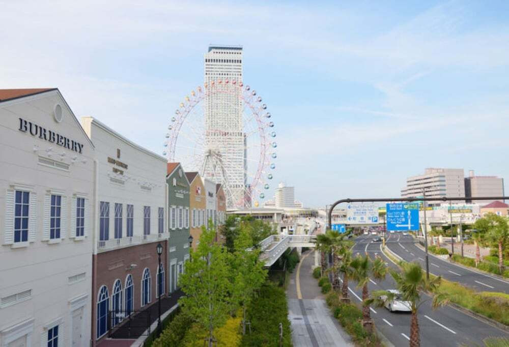 ショッピングモール