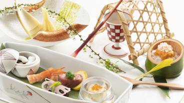 食事・飲み物 / 1