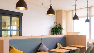 朝食スペース / 6