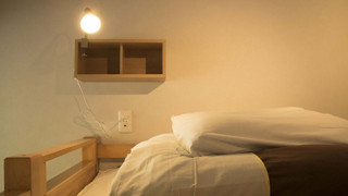 2段ベッド2台洋室（バス・トイレ共用）