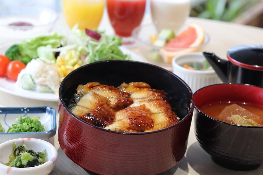 “ひつまぶし”などご当地感あふれる朝食がうれしい4065430