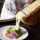 夕食一例／ラクレットチーズ / 2