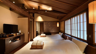 藤紫（京町屋ツイン風和室)