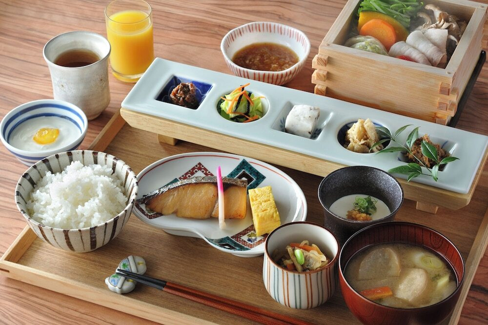 朝食