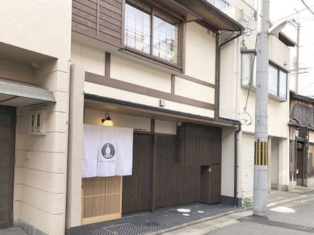 RESI STAY Villa Silktree / 5