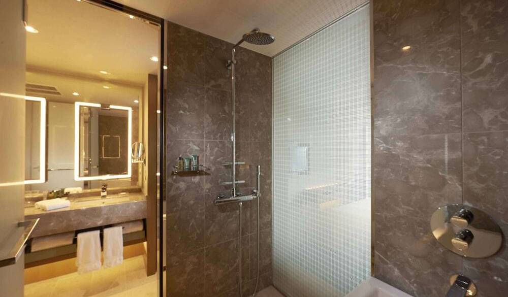 バスルーム一例 / 1