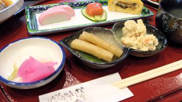 食事・飲み物 / 3