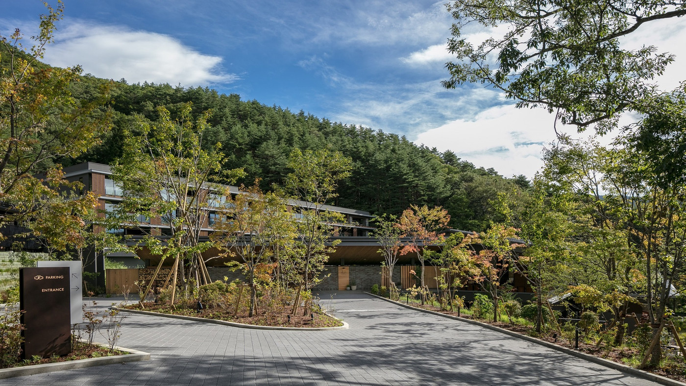 富士山と向かい合う、森の中の旅館『ふふ河口湖』3692659