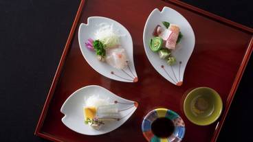 食事・飲み物 / 6