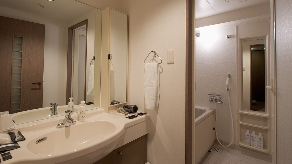 客室バスルーム例