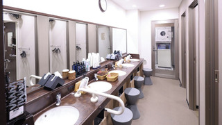 女性専用ツインキャビン(上段・下段)