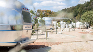 キャンピングカー