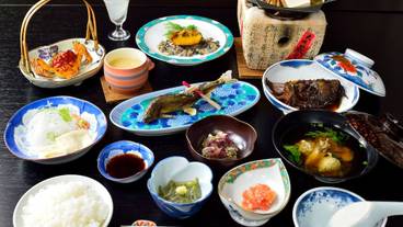 食事・飲み物 / 18