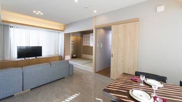 客室内のダイニングエリア / 17