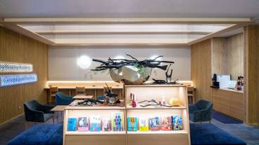 ロビー応接スペース / 5