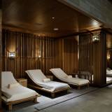 ジムやスパ、プールなど
充実の施設を堪能 / 2