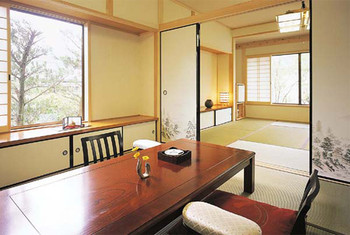 朝・夕食ともお部屋食。辻馬車通りの料理宿3927339