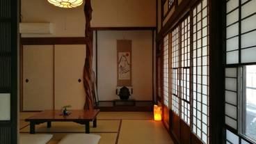 客室 / 7