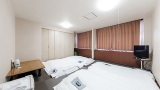 Japanese Room - Quadraple (Non-Smoking)