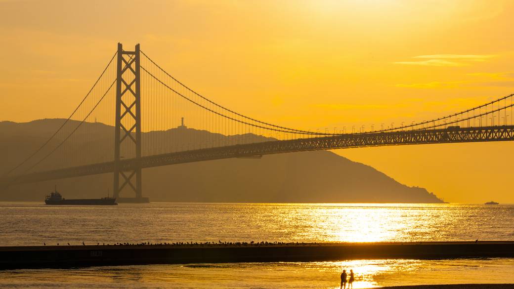 グルメも景色も満足！
神戸で充実の2日間 / 1