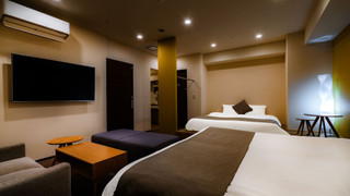 グランド スタジオスイート クイーンベッド 2 台 禁煙 キッチン