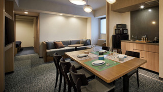 デラックス アパートメント