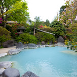 青湯が自慢の別府・湯布院の宿5選♪神秘的な青い温泉に癒されて【大分】