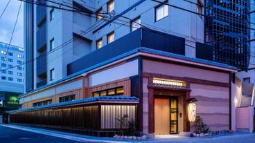 施設の入り口 / 17