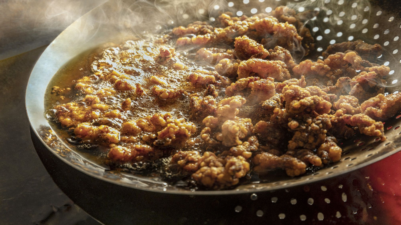 火山の地形変動でできた島とレイクビューをご覧あれ！3490177