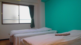 ツインルーム（洋室）トイレ・洗面台付、 バスルーム共用 禁煙