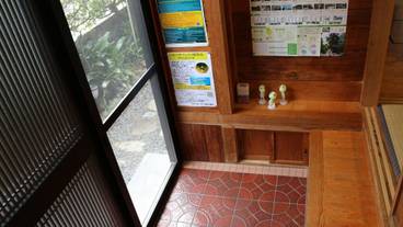 内部エントランス / 2