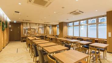 ロビーラウンジ / 4