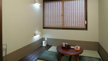 客室内のダイニングエリア / 31